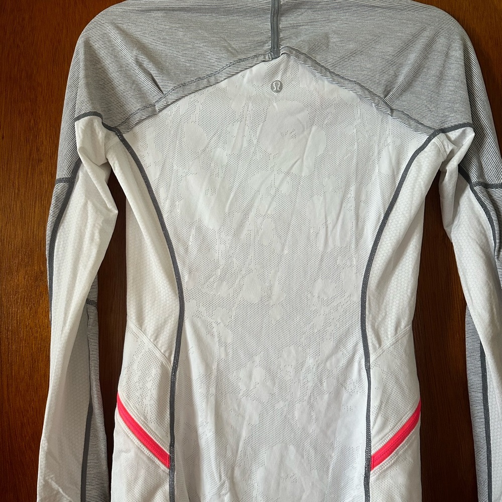 Lululemon Workout Jacket - image 3